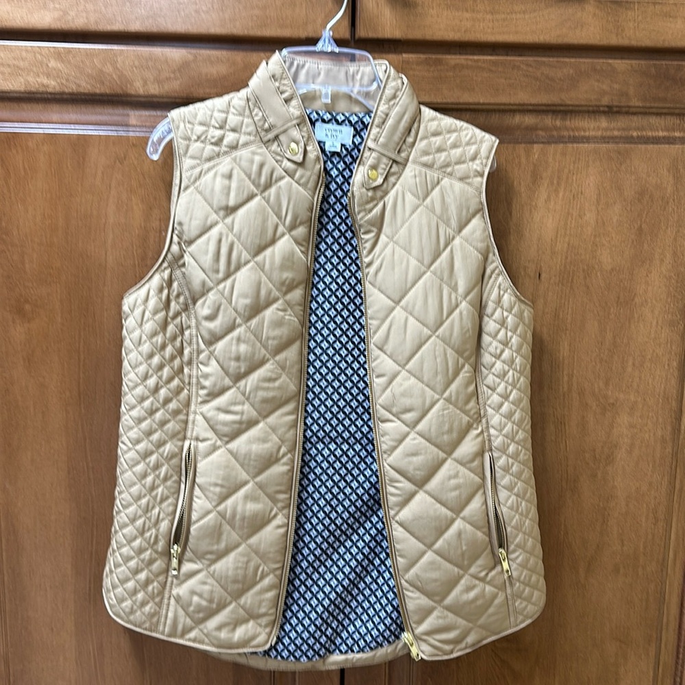 Quilted tan vest